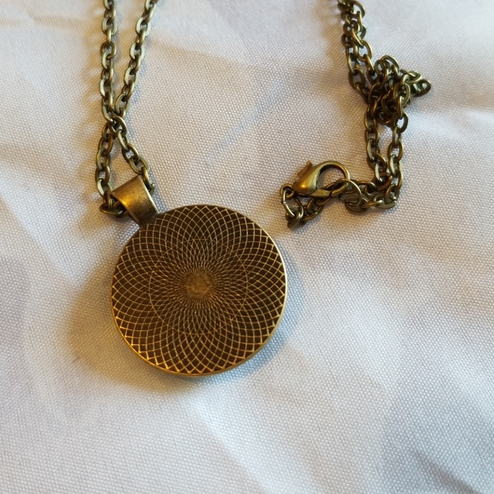 Antique bronze owl necklace - Picture 4 of 4